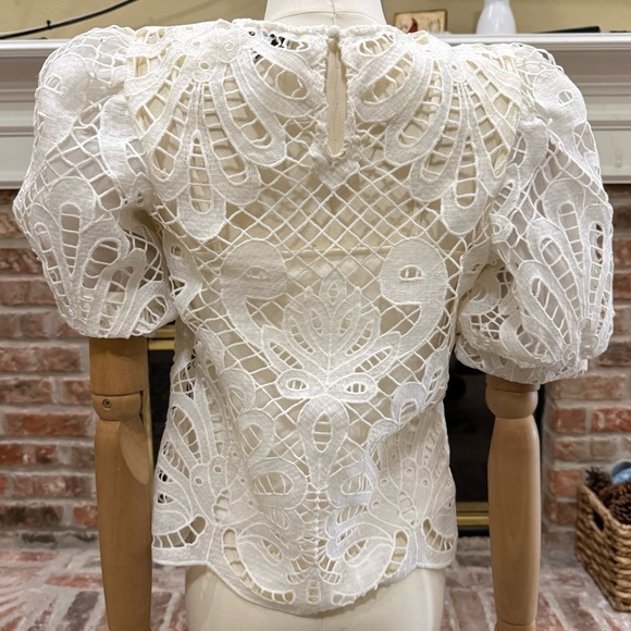 NWOT Express White Lace Puff Sleeve Blouse w/ Attached White Tank / XS - Picture 9 of 11